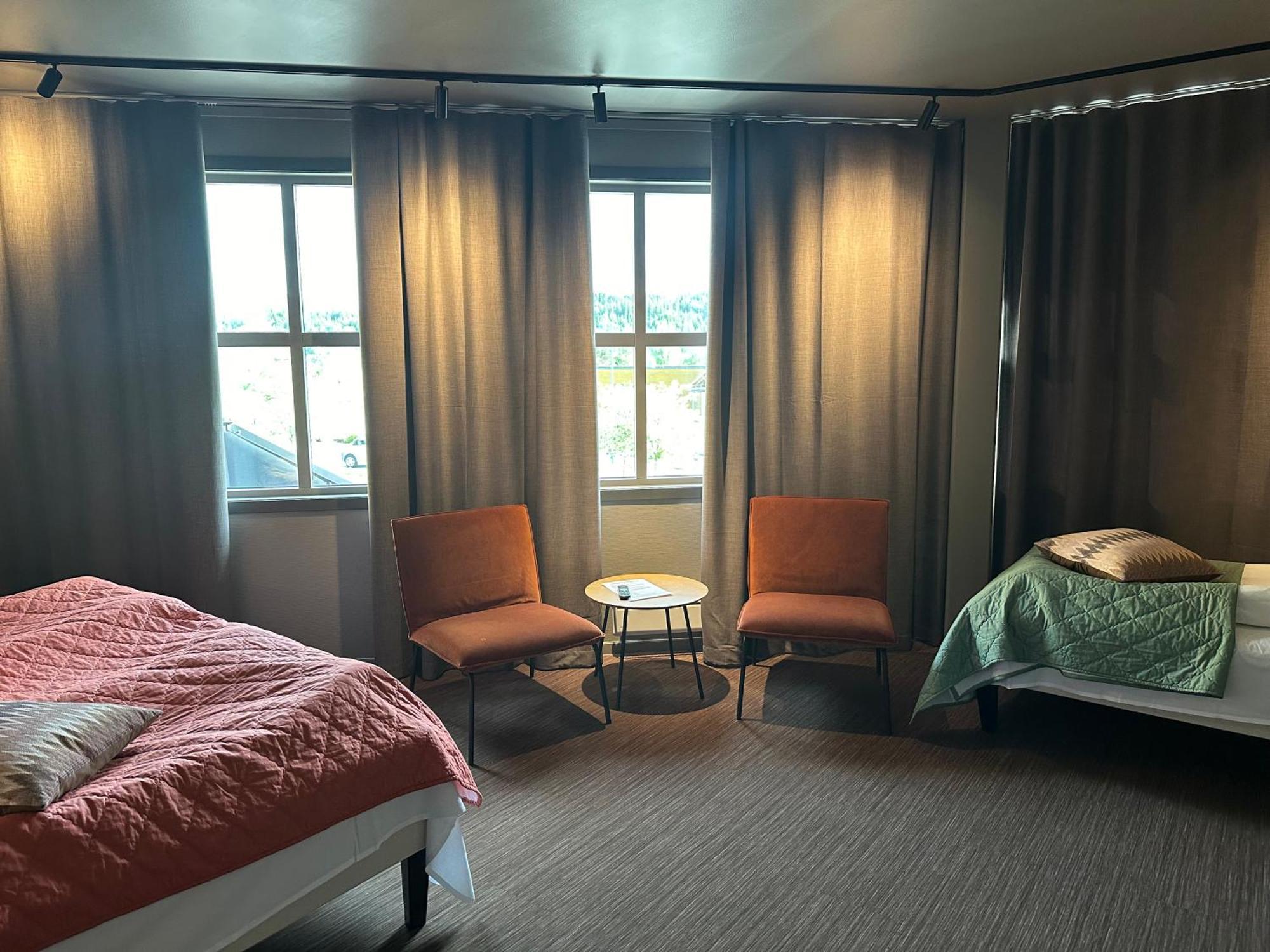 Grong Hotell Ngoại thất bức ảnh